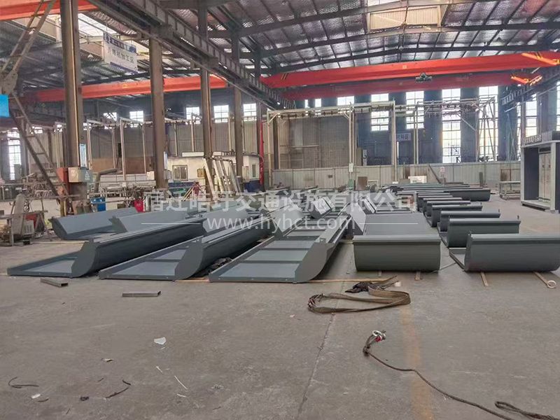 宿迁实体厂家公交站台生产中