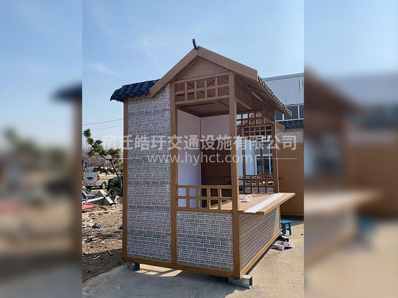 网红餐车装修中